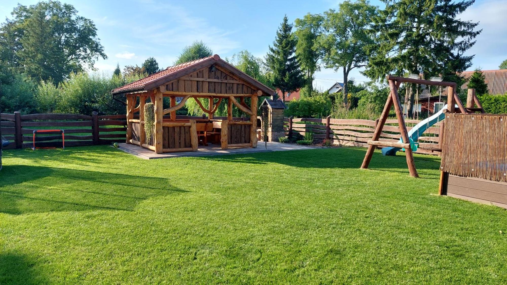 Pokoje U Wiktorii Sztutowo Esterno foto