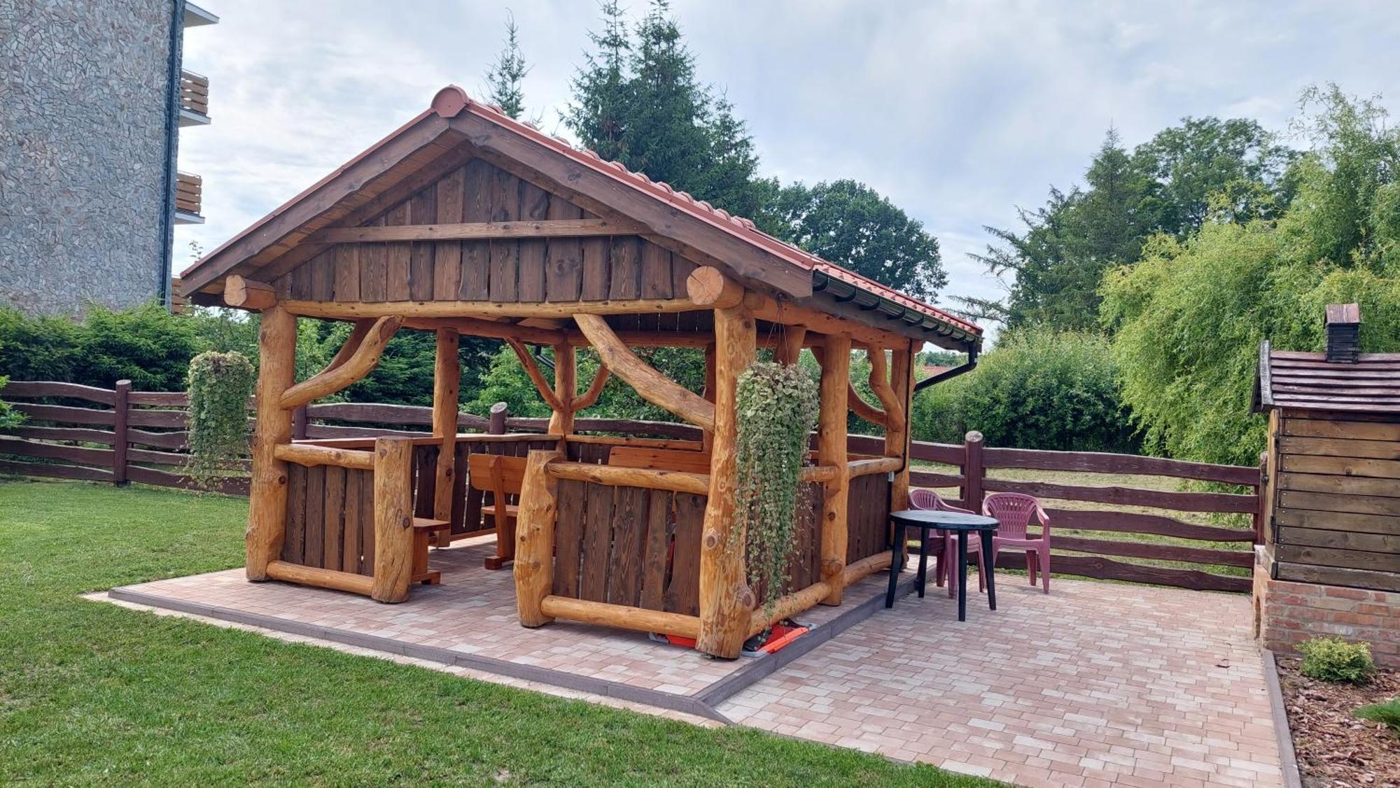 Pokoje U Wiktorii Sztutowo Esterno foto
